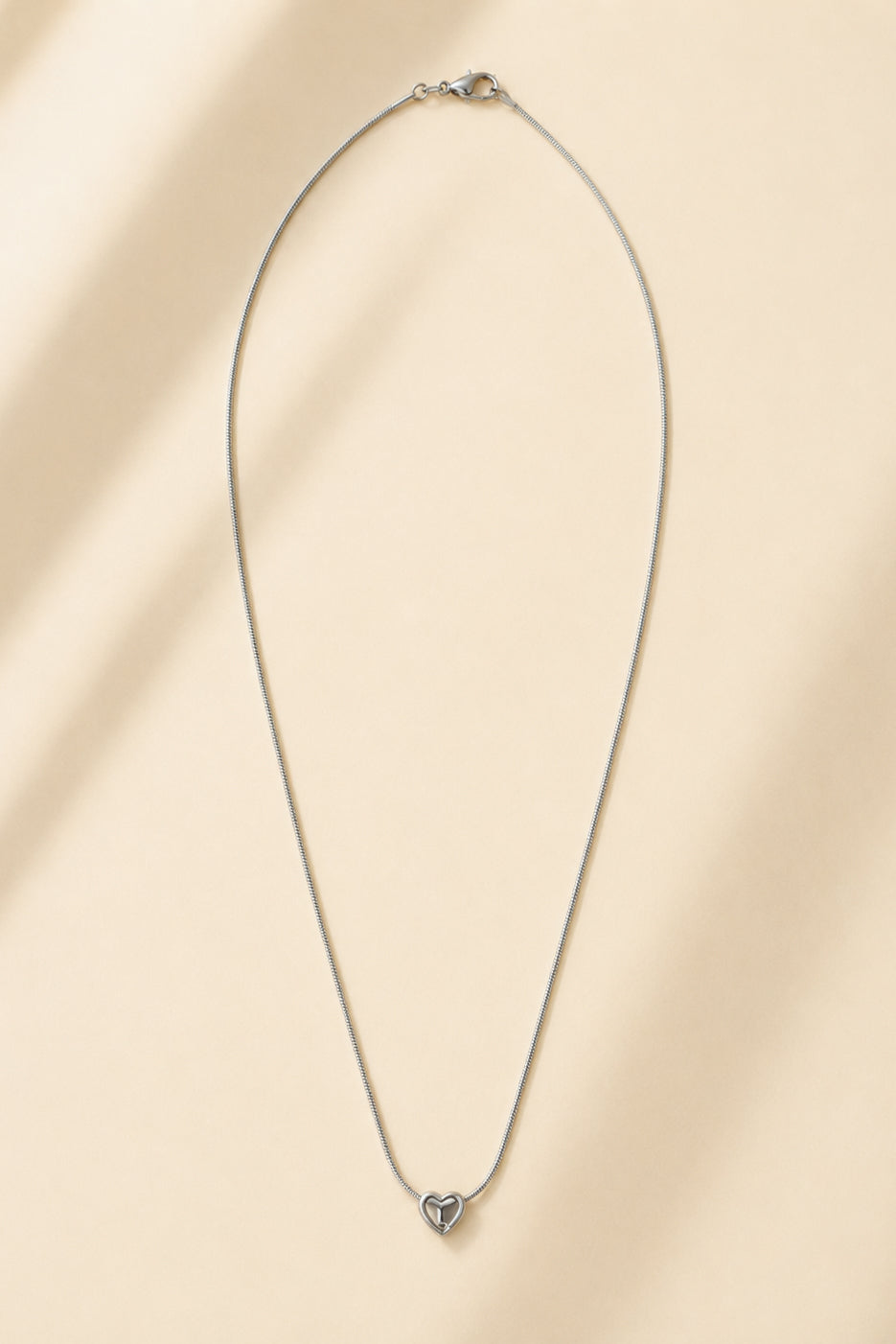Valentina beloved bokstavs-halsband