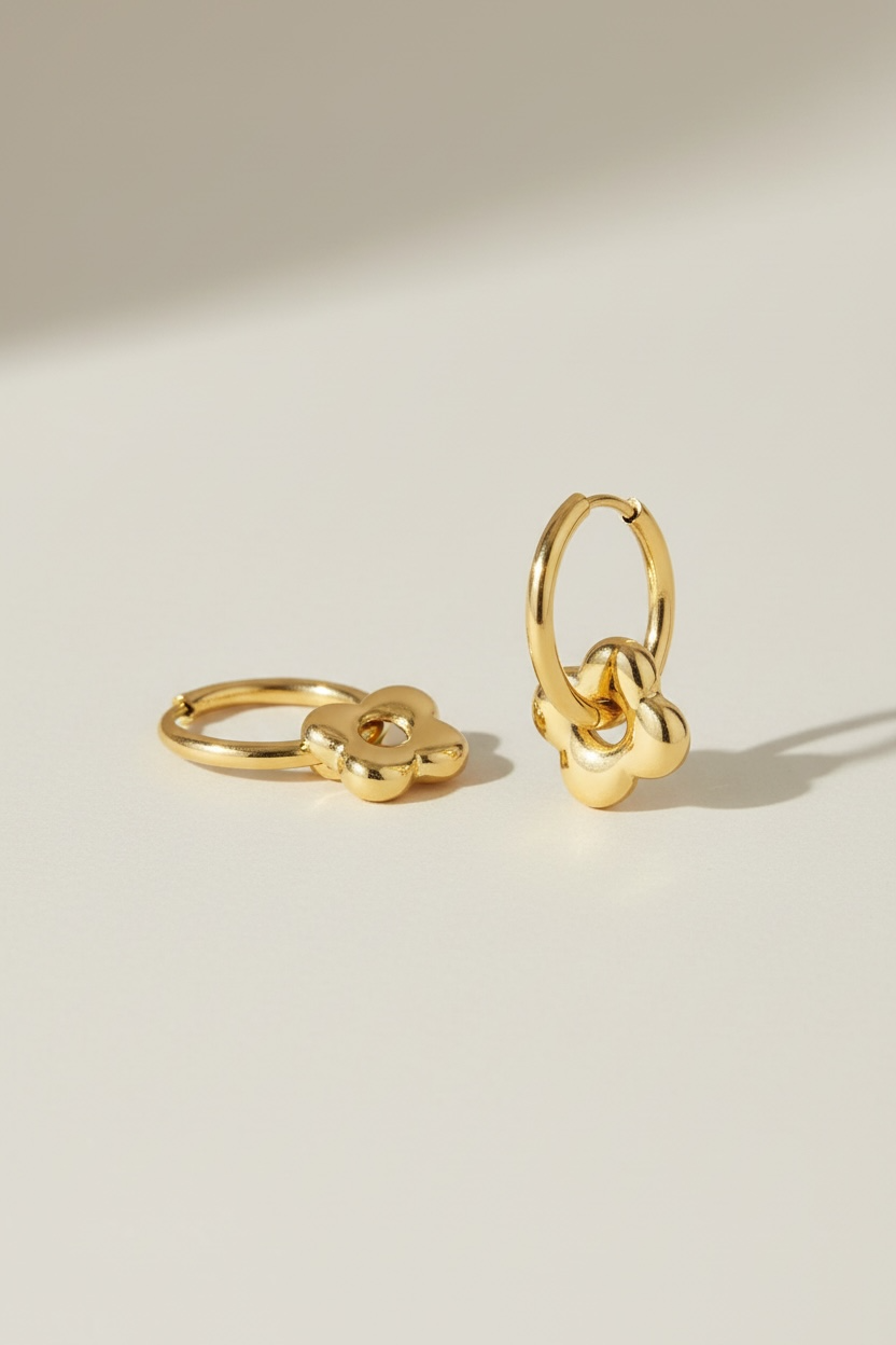 Clover charm örhängen